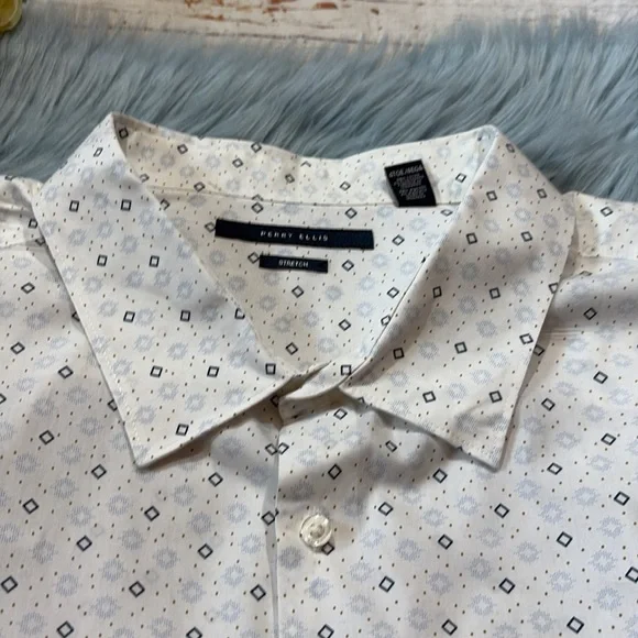 Perry Ellis Geometric Print Cotton Stretch Short Sleeve Button Down Shirt 4XLT - Picture 2 of 11